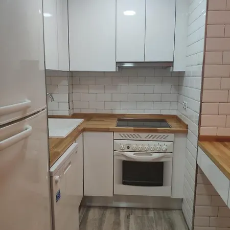 Piso Recien Reformado A Menos De 50m De La Playa Apartment