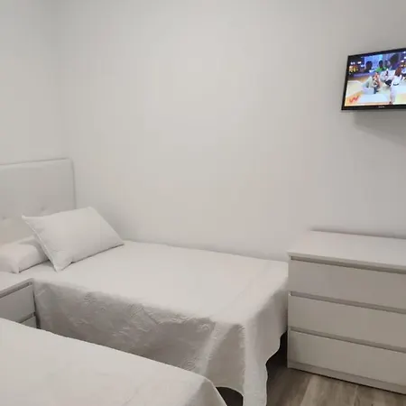 Apartment Piso Recien Reformado A Menos De 50m De La Playa